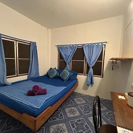 Lungkluay Homestay Ko Kut Esterno foto