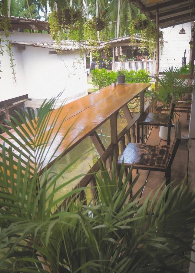 Lungkluay Homestay Ko Kut Esterno foto