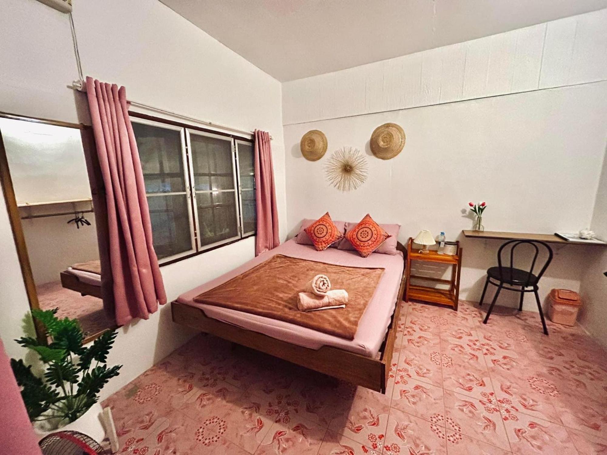 Lungkluay Homestay Ko Kut Esterno foto