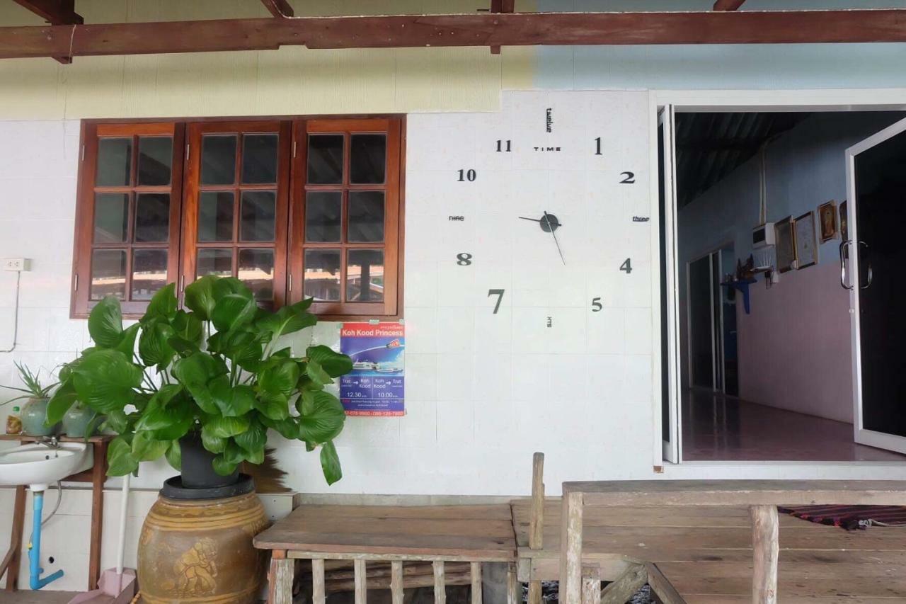 Lungkluay Homestay Ko Kut Esterno foto